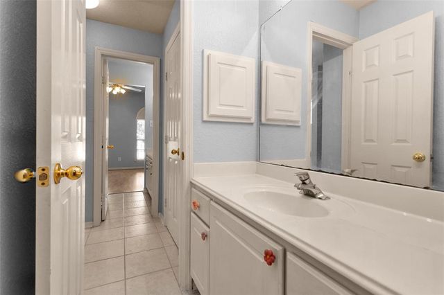 18607 Mosshill Estates Lane, Cypress, TX 77429