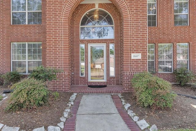 18607 Mosshill Estates Lane, Cypress, TX 77429