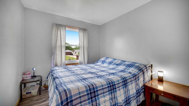422 Saginaw Drive, Valparaiso, IN 46385