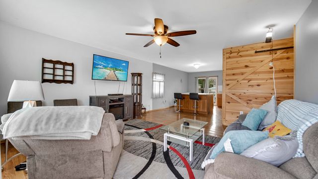 422 Saginaw Drive, Valparaiso, IN 46385
