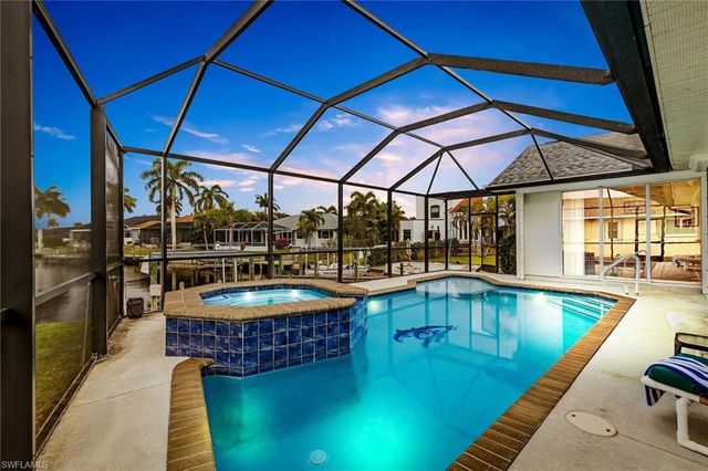 2807 SW 31st LN, Cape Coral, FL 33914