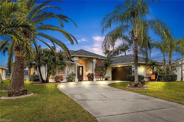 2807 SW 31st LN, Cape Coral, FL 33914