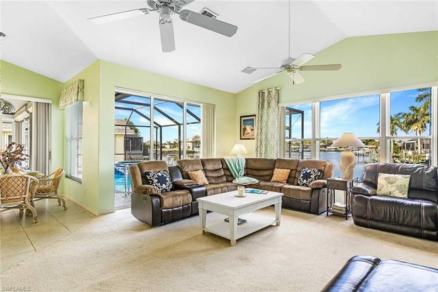 2807 SW 31st LN, Cape Coral, FL 33914