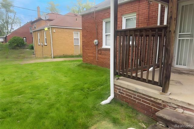 15769 Saint Marys Street, Detroit, MI 48227
