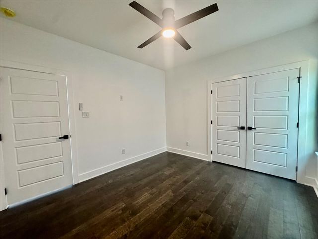 6821 Liverpool St A, Houston, TX 77021