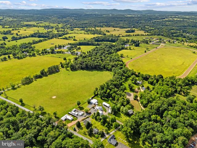35321 SNAKE HILL RD, Middleburg, VA 20117