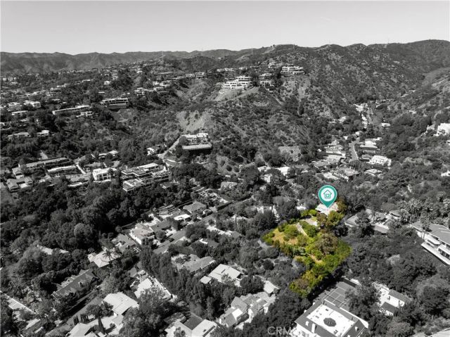 1000 N Bundy, Los Angeles, CA 90049