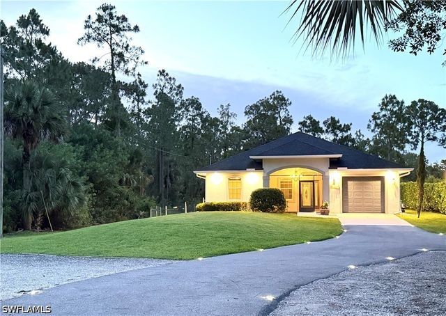2131 22nd AVE NE, Naples, FL 34120