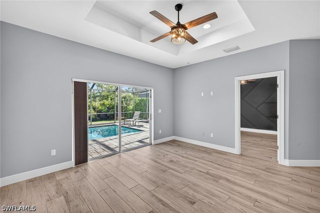 2131 22nd AVE NE, Naples, FL 34120
