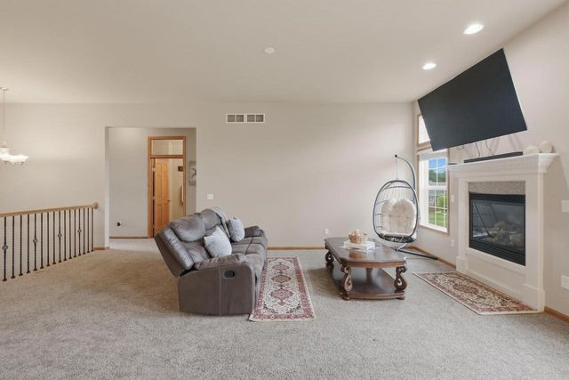 11326 N Crestwood Drive, Edgerton, WI 53534