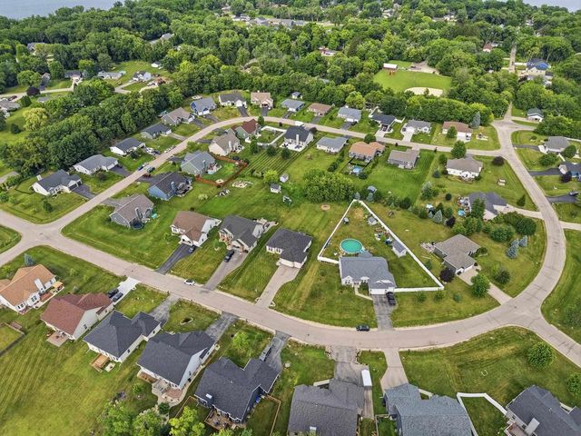 11326 N Crestwood Drive, Edgerton, WI 53534