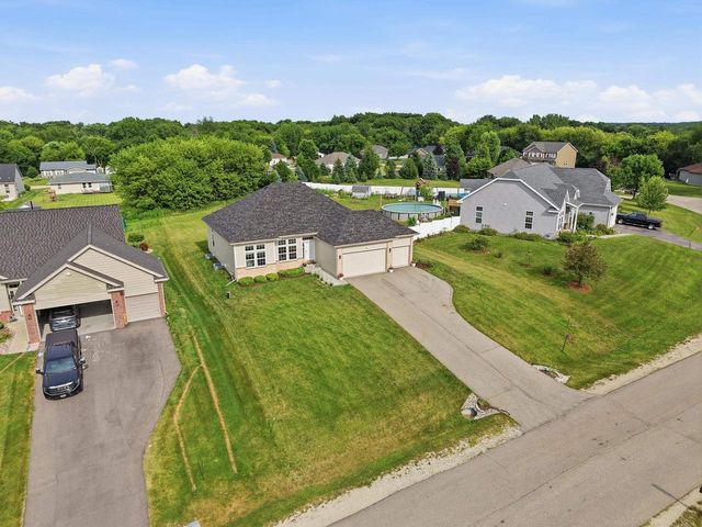 11326 N Crestwood Drive, Edgerton, WI 53534