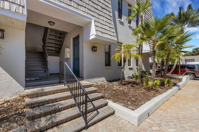 704 LYNDHURST STREET 623, Dunedin, FL 34698
