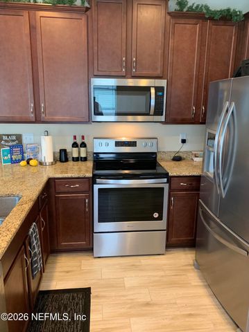 7067 EMSLEY Circle, Jacksonville, FL 32258