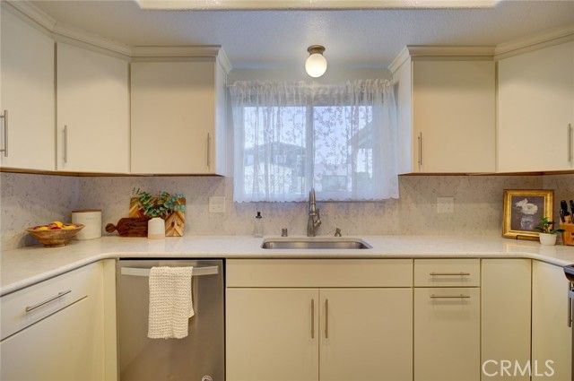 171 Surf Street, Pismo Beach, CA 93449