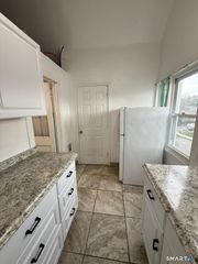 87-89 Astoria Avenue 3, Bridgeport, CT 06604
