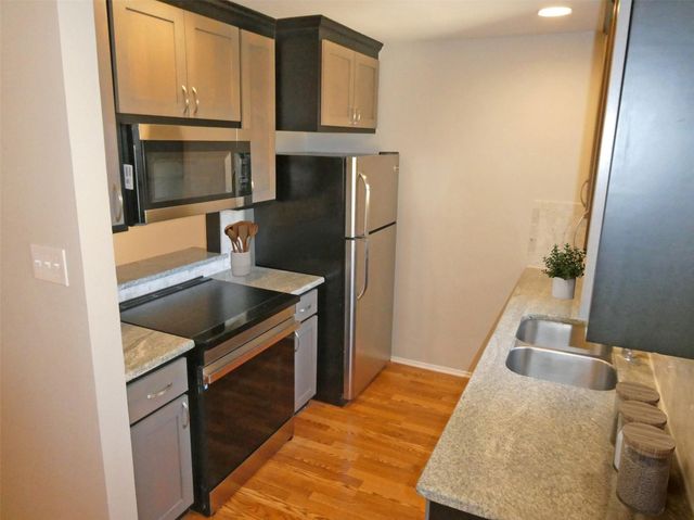 8400 JAMESTOWN DR 204, Austin, TX 78758