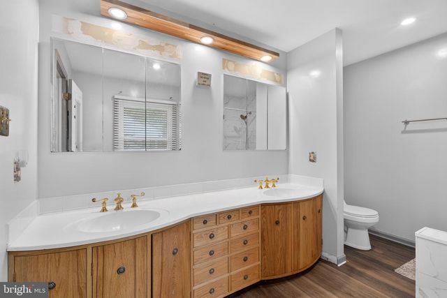 14 COOPER RUN DR, Cherry Hill, NJ 08003