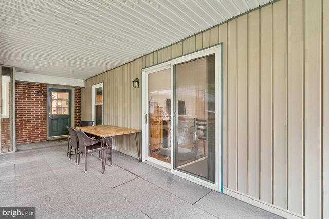 14 COOPER RUN DR, Cherry Hill, NJ 08003