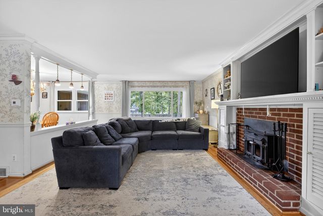 14 COOPER RUN DR, Cherry Hill, NJ 08003