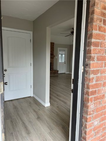 1613 Cheyenne St, Portland, TX 78374