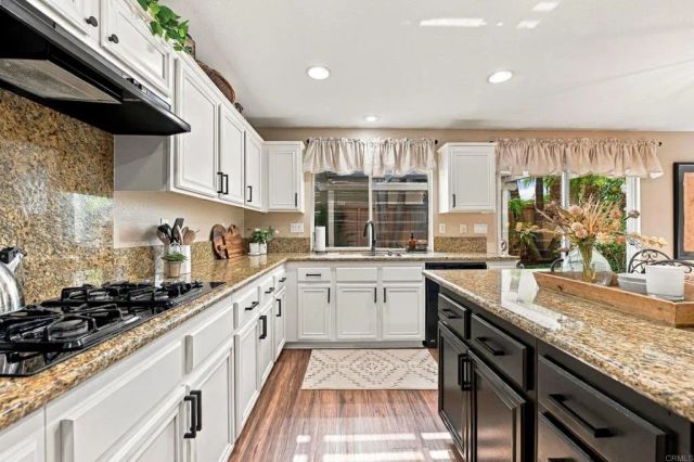 316 Spring Canyon Way, Oceanside, CA 92057