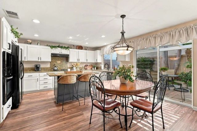 316 Spring Canyon Way, Oceanside, CA 92057