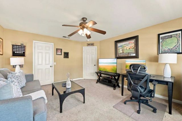 316 Spring Canyon Way, Oceanside, CA 92057