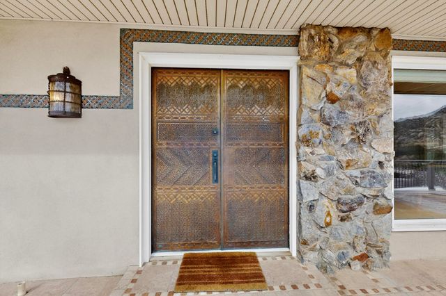 9 Sandia Heights Drive NE, Albuquerque, NM 87122