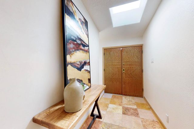 9 Sandia Heights Drive NE, Albuquerque, NM 87122