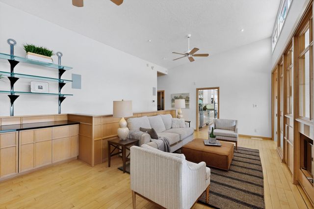 9 Sandia Heights Drive NE, Albuquerque, NM 87122