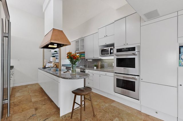 9 Sandia Heights Drive NE, Albuquerque, NM 87122