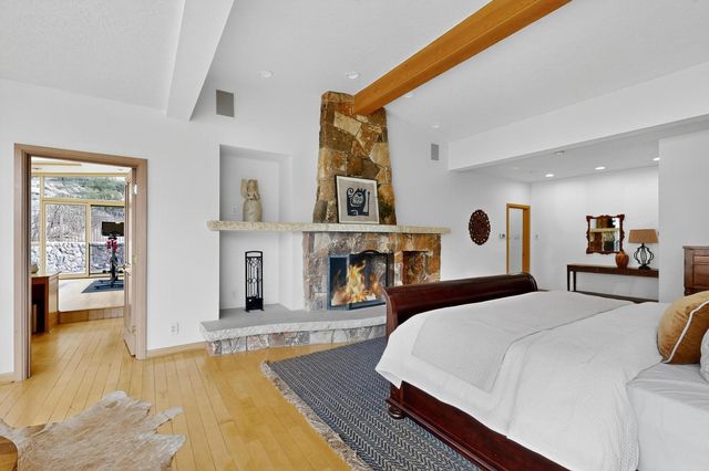 9 Sandia Heights Drive NE, Albuquerque, NM 87122