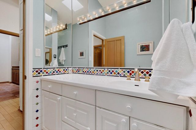 9 Sandia Heights Drive NE, Albuquerque, NM 87122