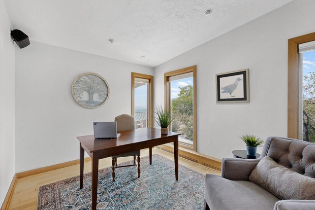 9 Sandia Heights Drive NE, Albuquerque, NM 87122