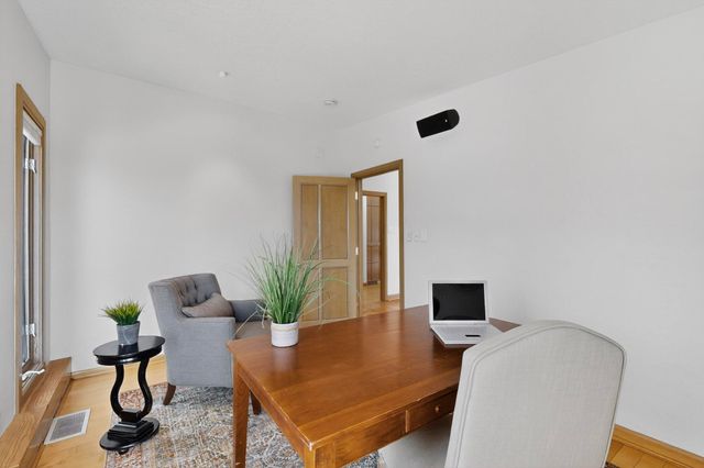 9 Sandia Heights Drive NE, Albuquerque, NM 87122