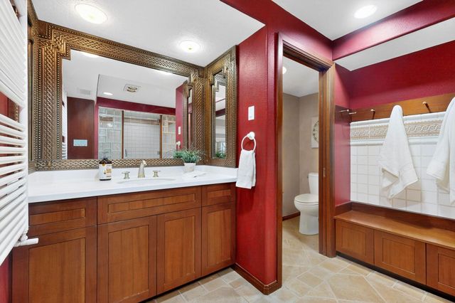 9 Sandia Heights Drive NE, Albuquerque, NM 87122