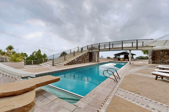 9 Sandia Heights Drive NE, Albuquerque, NM 87122