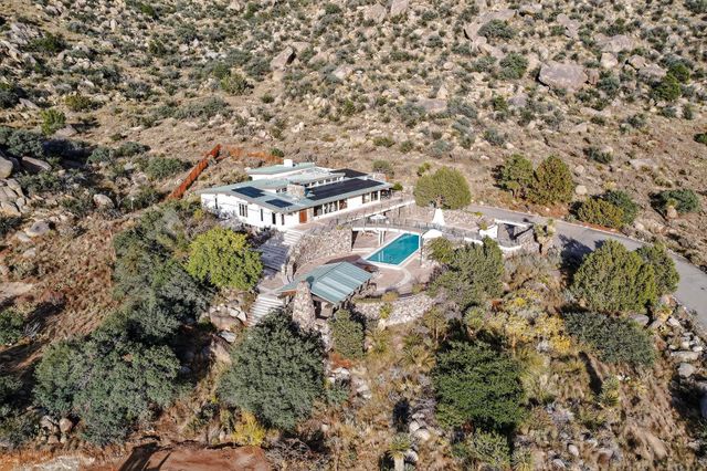 9 Sandia Heights Drive NE, Albuquerque, NM 87122