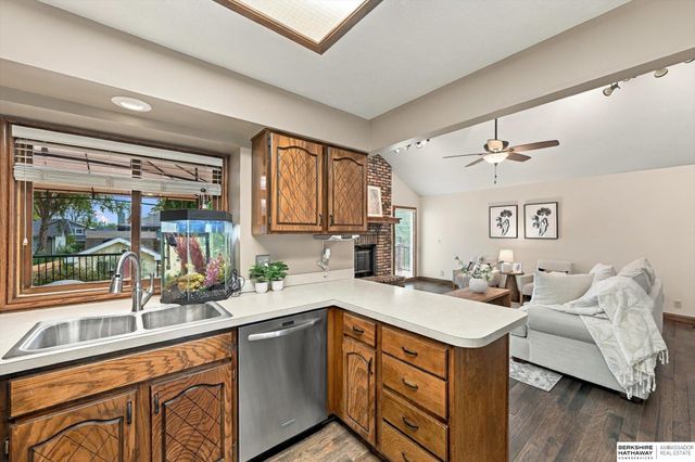 11123 Washington Street, Omaha, NE 68137