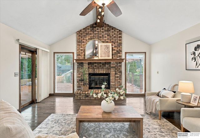 11123 Washington Street, Omaha, NE 68137