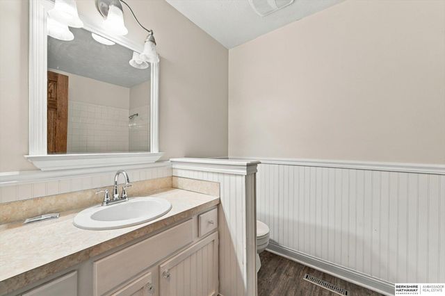 11123 Washington Street, Omaha, NE 68137