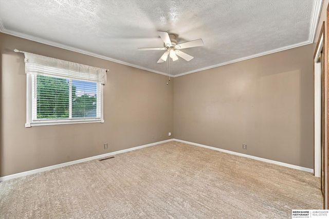 11123 Washington Street, Omaha, NE 68137