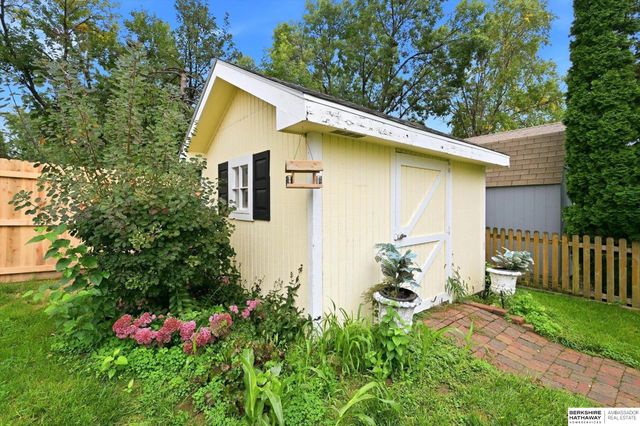 11123 Washington Street, Omaha, NE 68137