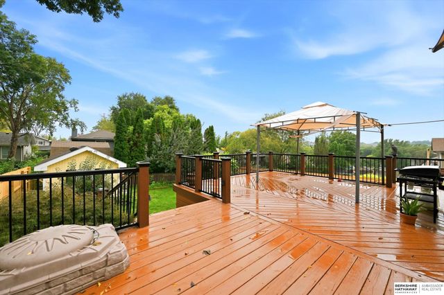 11123 Washington Street, Omaha, NE 68137