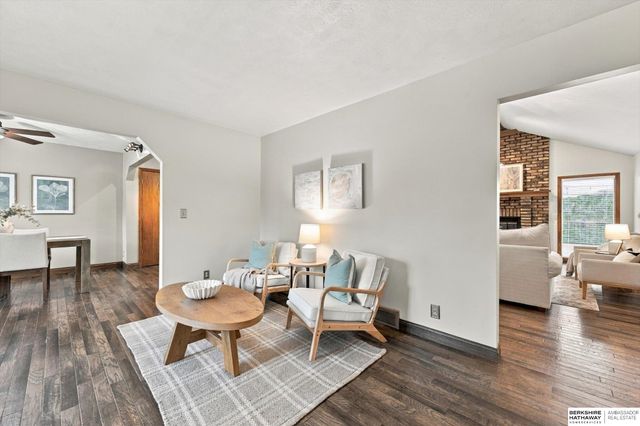 11123 Washington Street, Omaha, NE 68137