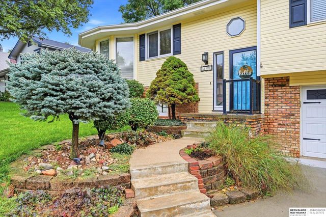 11123 Washington Street, Omaha, NE 68137