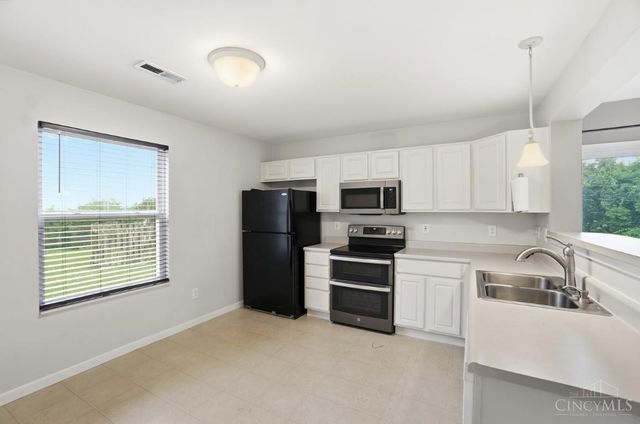 321 Heftner Circle, Hamilton Twp, OH 45039