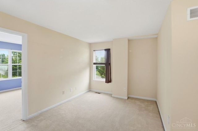 321 Heftner Circle, Hamilton Twp, OH 45039