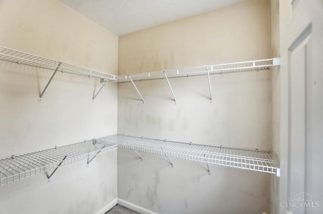 321 Heftner Circle, Hamilton Twp, OH 45039